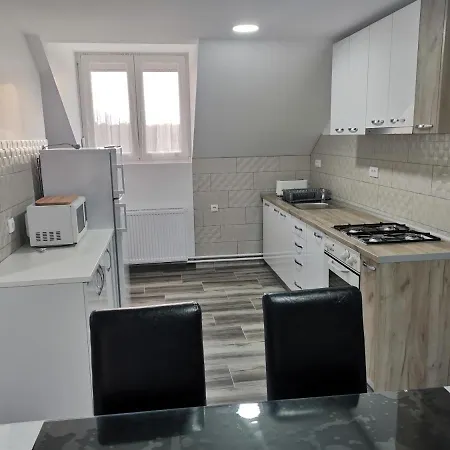Apartment Stari *